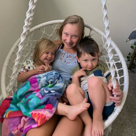 Meet the Posher Other - Meet your Posher, Rachel